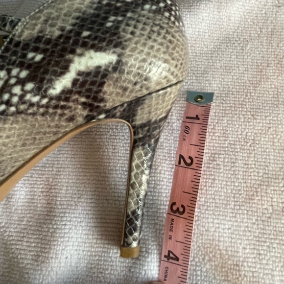 Snakeskin Nine West heels - Picture 4 of 4